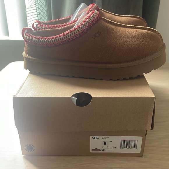 Ugg Tazz Slippers - Picture 4 of 5